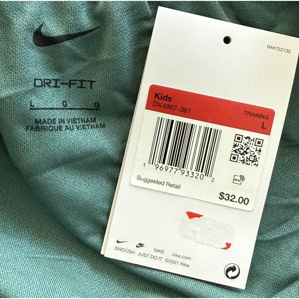 NWT‎ Nike One Dri-FIT High-Waisted Girls Lg Shorts Green Woven Training Short